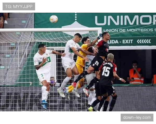 天气预警：本轮巴列卡诺对阵塞维利亚的比赛可能因大雨延期